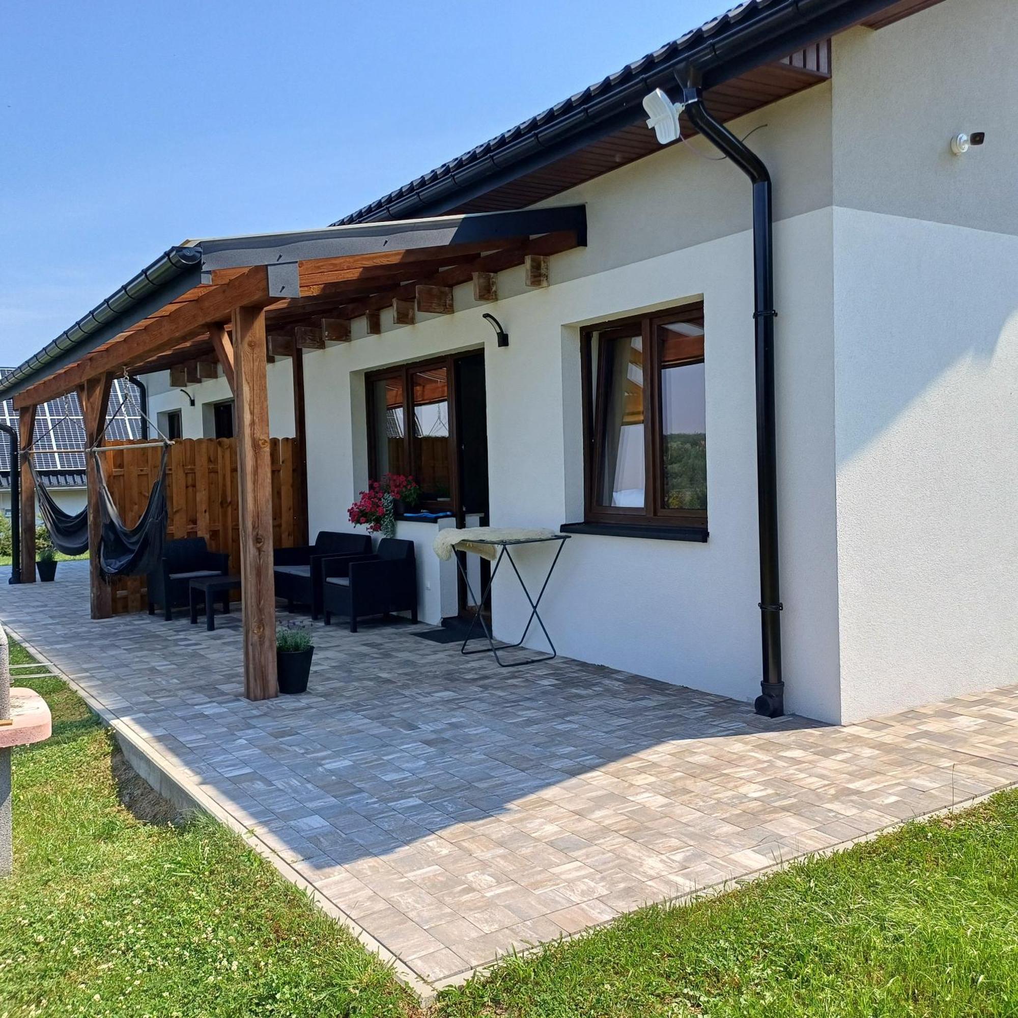 Zagroda Wataha 782 305 923 Polańczyk Exteriör bild